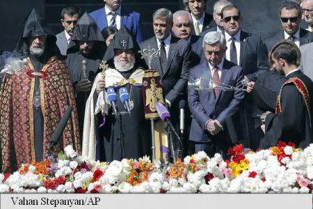 George Clooney în fruntea marșului de comemorare a genocidului împotriva armenilor