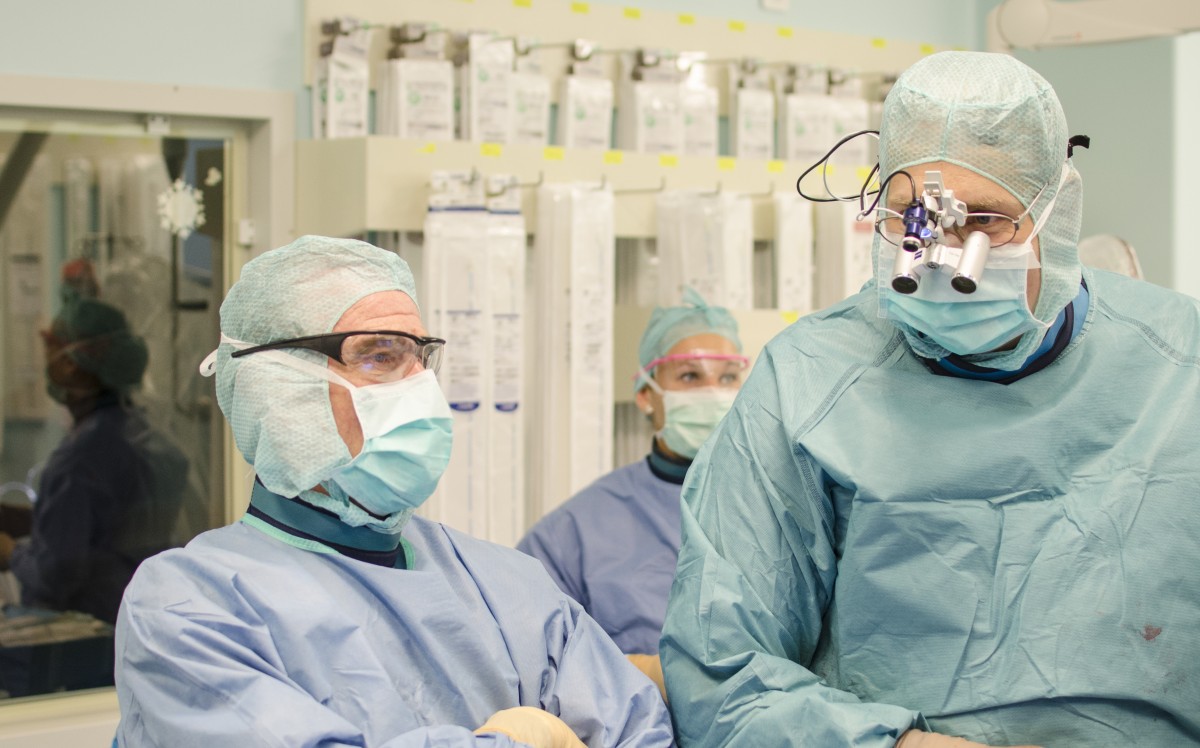 Chirurg american de renume, învățăcelul medicilor sibieni