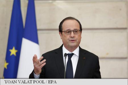 Securitate sanitară: François Hollande cere comunității internaționale să-și asume responsabilitățile