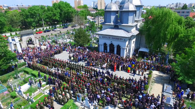 Eroii căzuți în Afganistan au fost înmormântați azi la Buzău