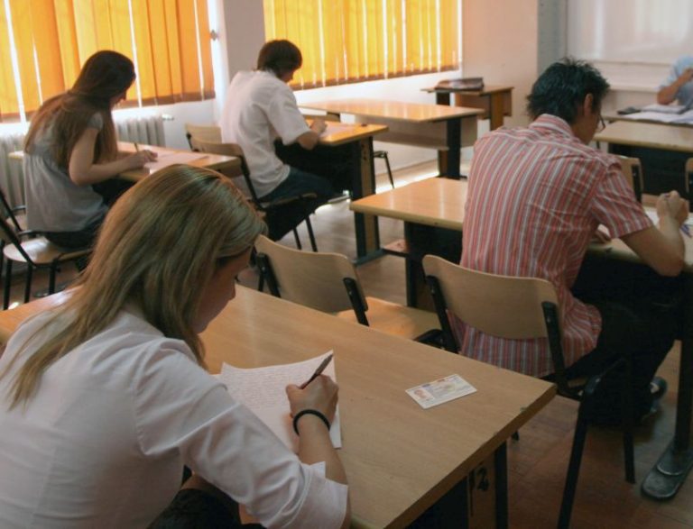Peste 950 de contestații depuse de elevii sibieni după afișarea rezultatelor la BAC
