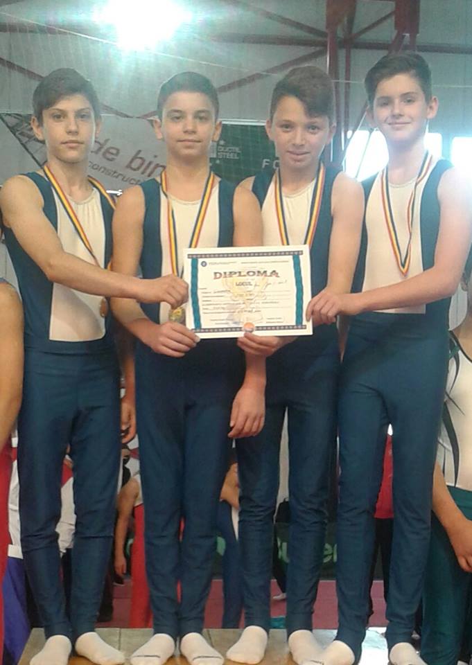 Gimnaştii de la CSŞ Sibiu au cucerit aurul naţional pe echipe