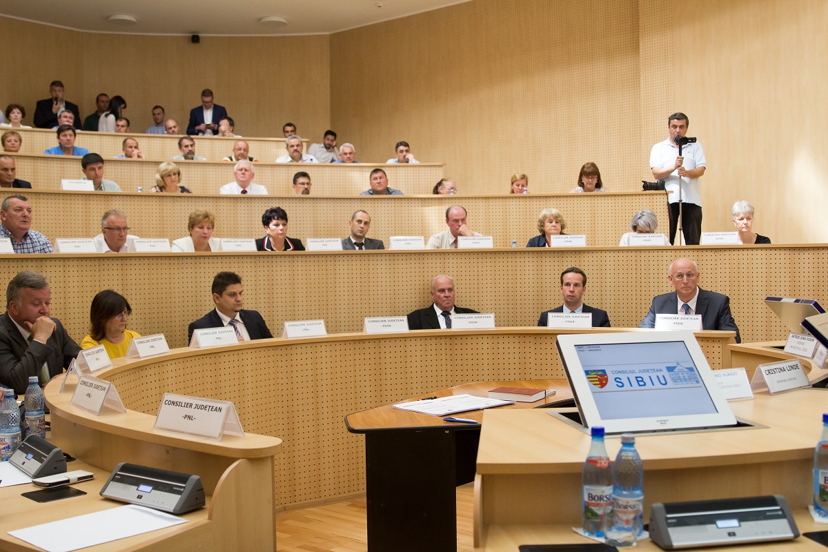 Noul Consiliu Judetean a fost constituit