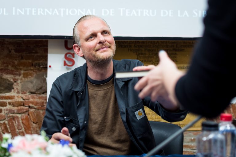 Thomas Ostermeier în dialog cu George Banu: „Apărând societatea europeană, de fapt o distrugem”