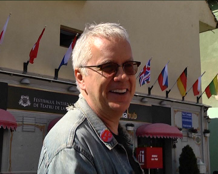 Tim Robbins este la Sibiu. Celebrul actor este fascinat de oraşul nostru