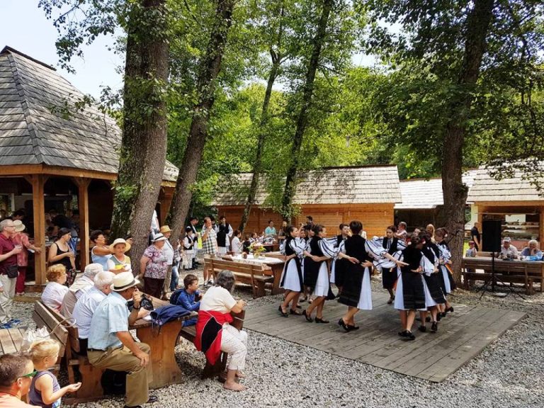 3934 de vizitatori la Târgul Comunităților Rurale
