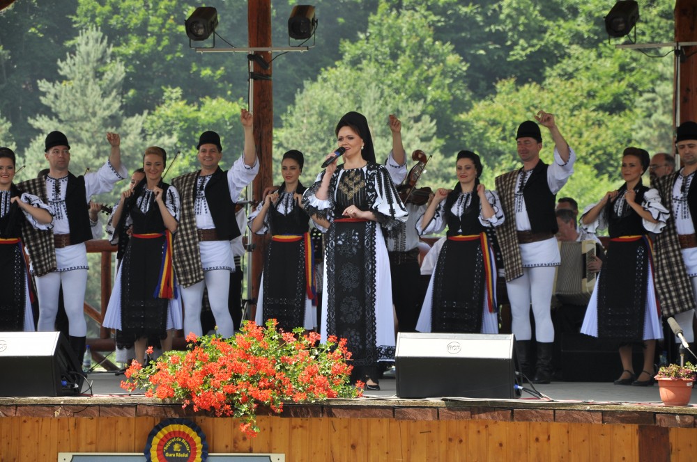 „Bujorul de munte” – festin auditiv și gustativ