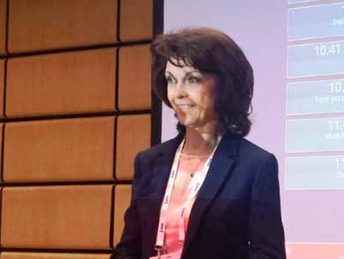 Tratament pentru cataractă, prezentat de oftalmologi sibieni