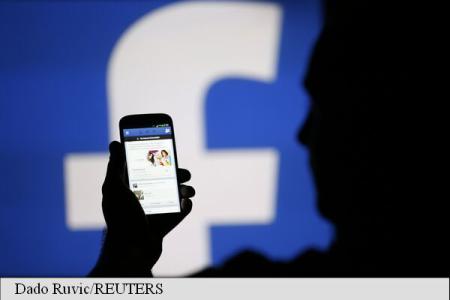 Utilizatorii Facebook pot redacta simultan un mesaj în mai multe limbi străine