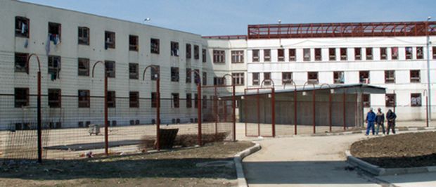 Incendiu la Penitenciarul Giurgiu. Deținuții au dat foc