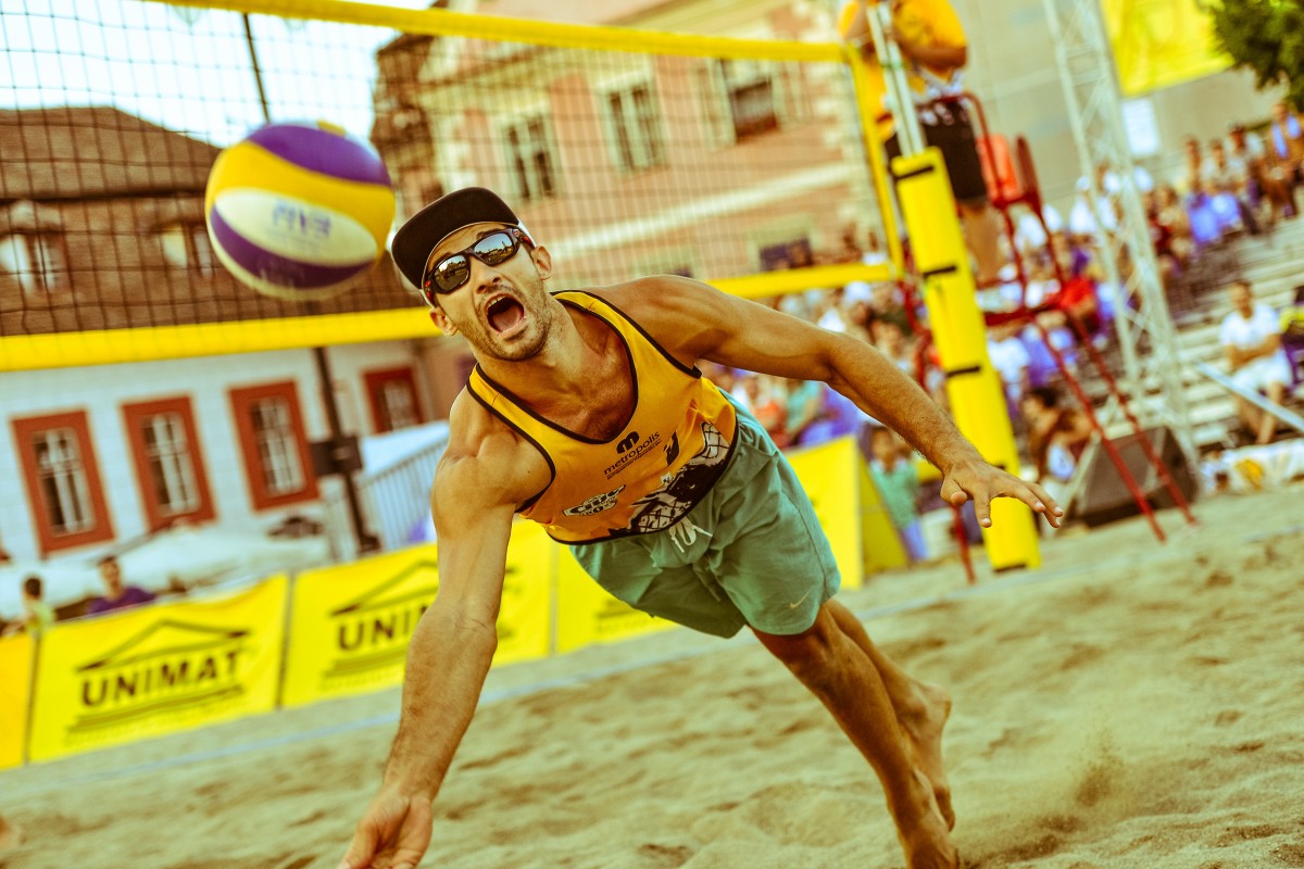 Sibiu Sands desemnează campionii naționali la volei pe nisip