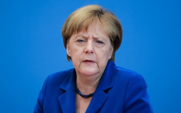 Ofensiva diplomatica a Angelei Merkel in Europa inainte de summitul din septembrie.  Romania nu se afla pe agenda cancelarului