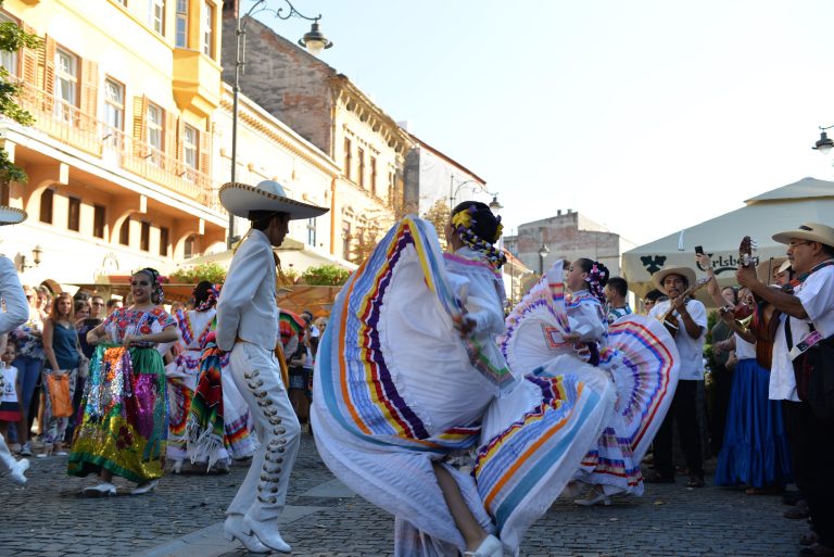 Sibiul a petrecut la Festivalul Internațional „Cântecele Munților”