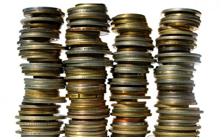 Fost președinte: Nu era nevoie de creșterea taxelor. Trebuia „operat” la pensii, salarii și sporuri