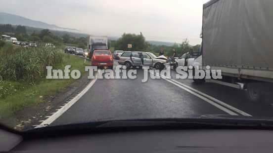 Trafic îngreunat pe Hula Bradului din cauza unui accident