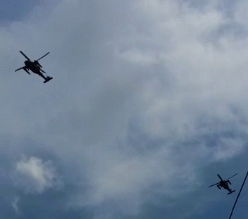 VIDEO: Elicoptere militare americane pe cerul Sibiului