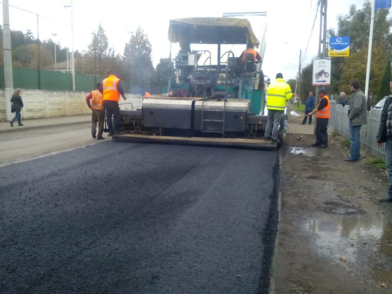 Asfaltiada de toamnă la Mediaș. 20 de străzi vor fi reparate în următoarele 3 luni