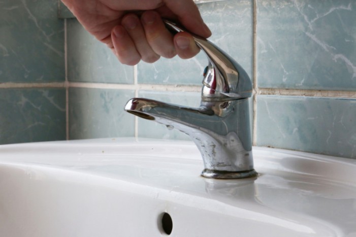 Atenție: Restricții la consumul de apă