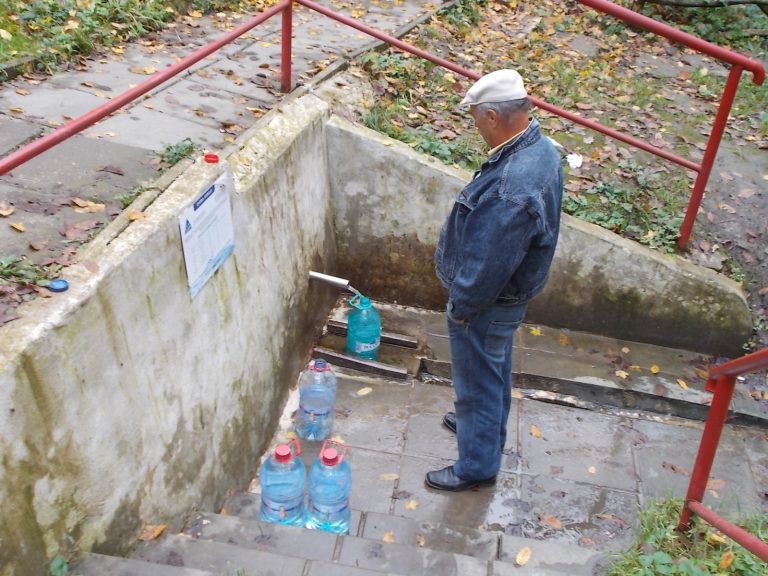 Alarmant: 5 izvoare publice nu au apă potabilă