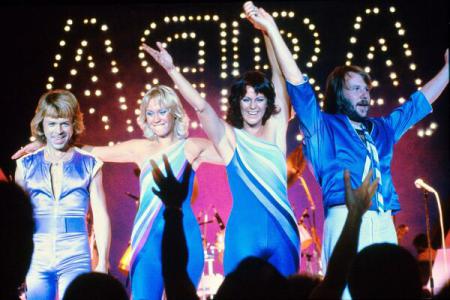 ABBA revine ”pe scenă” cu un show virtual în 2018