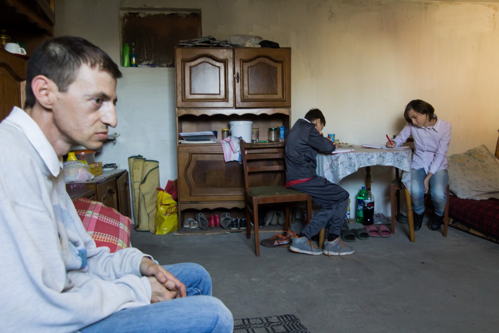 Trei suflete mari intr-o casa mica, batuta de vant