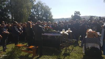 Norme ale serviciilor funerare şi înmormântării, schimbate de Guvern