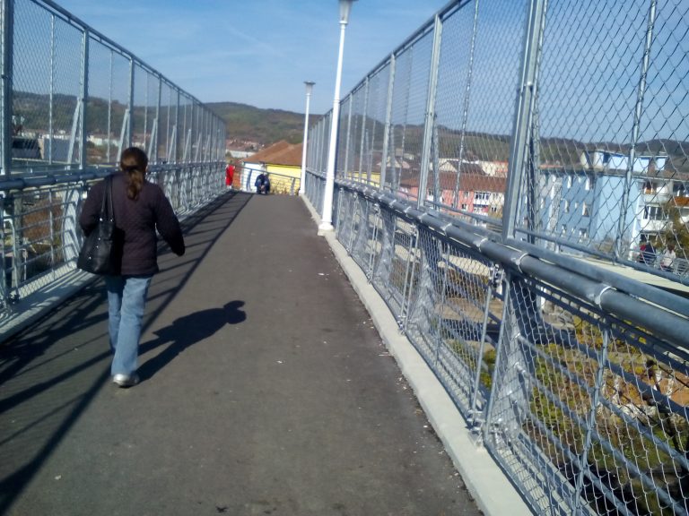 GALERIE FOTO – Pasarelă finalizată, joi a avut loc recepția lucrării