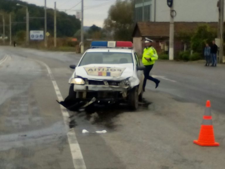 UPDATE: Masina de Politie, implicata in accident la Medias
