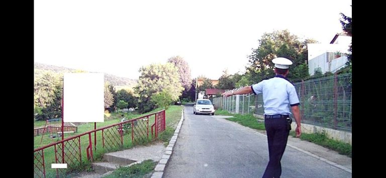 Îţi expui maşina pentru a o vinde? Rişti amendă de 500 de lei