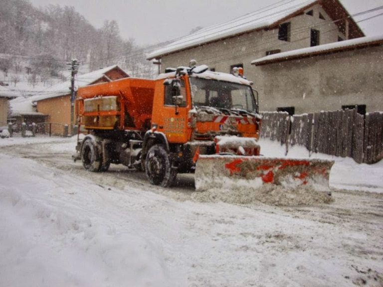 Materiale antiderapante pe drumurile naționale și autostrăzile din județul Sibiu