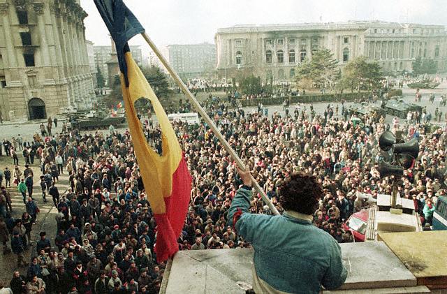 Urmărirea penală în dosarul Revoluţiei, extinsă in rem pentru infracţiuni contra umanităţii