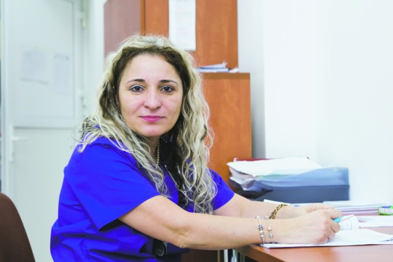 Medicul Victoria Bîrluţiu a primit titlul de Cetăţean de Onoare pentru efortul depus în timpul pandemiei