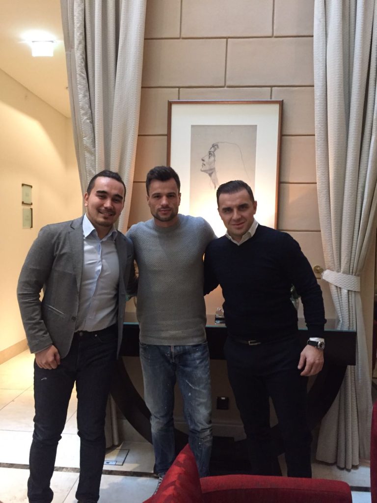 Llullaku a plecat la o formație de Champions League. Salariu uriaș pentru golgheter