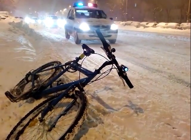 E lege: interzisă circulația cu bicicletele în oraș