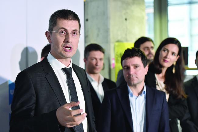 Dan Barna: „Vreau ca România să aibă șansa să meargă mai departe”