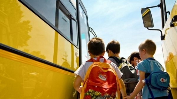 Decontare integrala pentru elevii care fac naveta