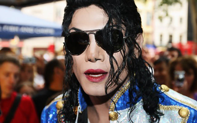 Ultimele zile ale lui Michael Jackson vor fi ecranizate
