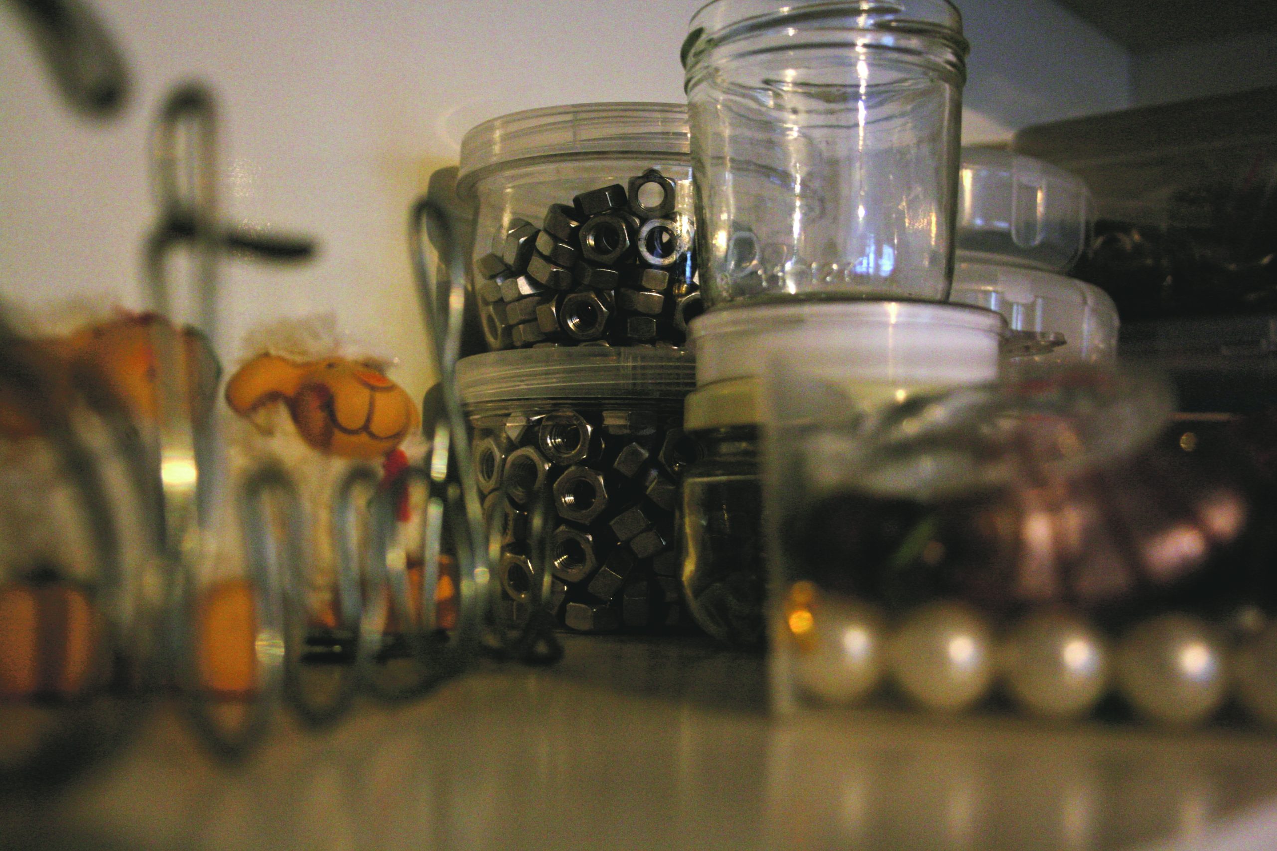De la atelier, direct pe ureche