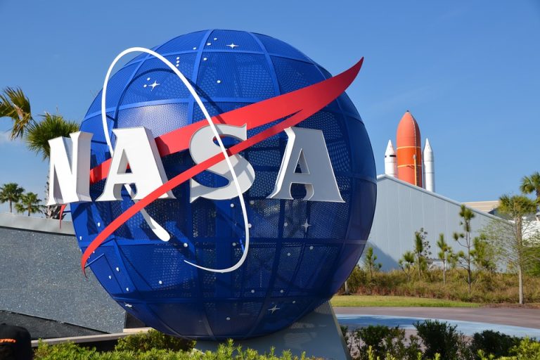 Anunț istoric: NASA a descoperit planete locuibile, de mărimea Terrei, la 40 de ani lumină de Soare