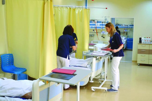 Cancerul de stomac și cel de esofag, depistate printr-un simplu test de respirație