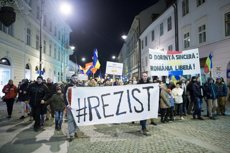 Ziua 12 de protest, in imagini