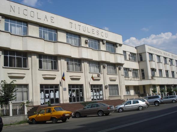 Proiect. 30 de specializări de la 8 facultăți intră în lichidare