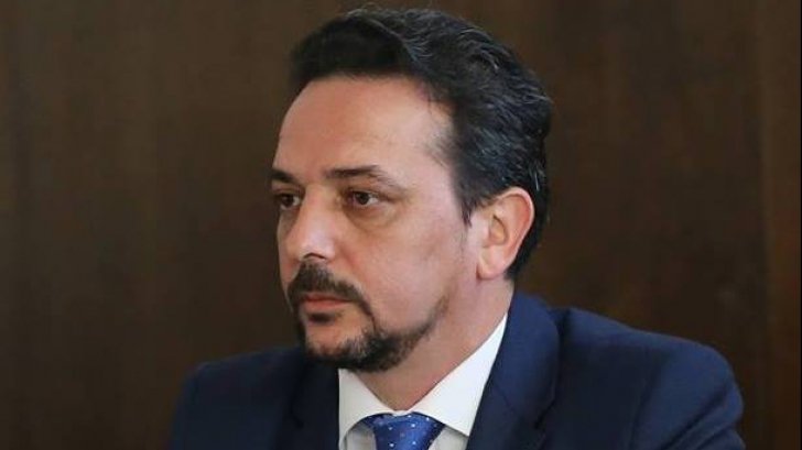 Secretarul de stat Daniel Șandru demisionează și merge la proteste