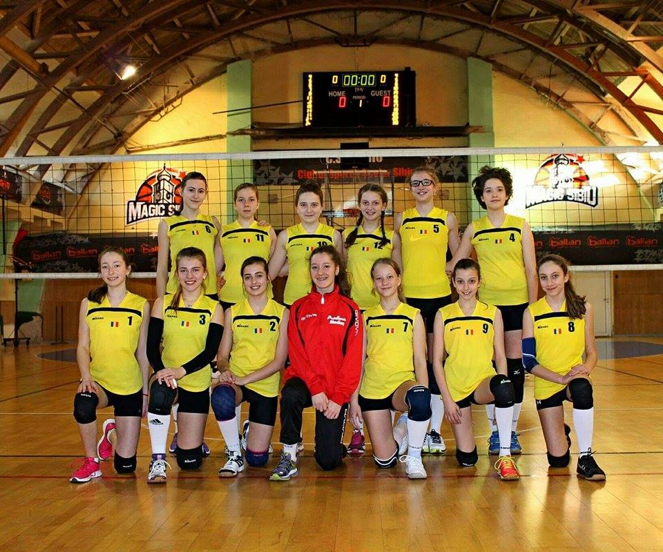 Voleibalistele sibiene s-au calificat la finala pe ţară!