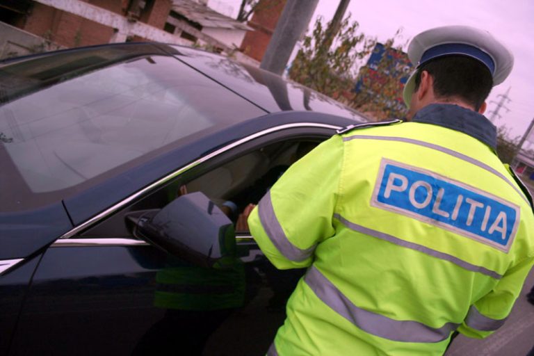 Fără permis, a fugit de la locul evenimentului rutier