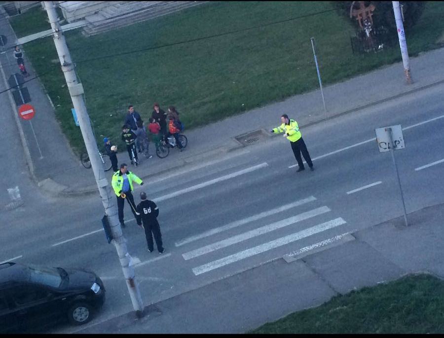 VIDEO: Copil de 8 ani lovit pe trecerea de pietoni
