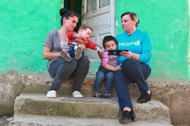 GALERIE FOTO – Romgaz Mediaș și UNICEF, pentru sănătatea copiilor