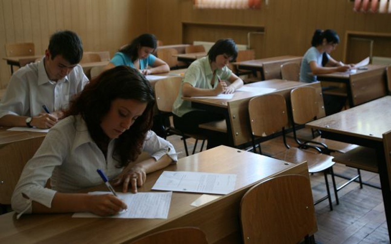Profesorii sibieni susțin joi examenul de definitivat