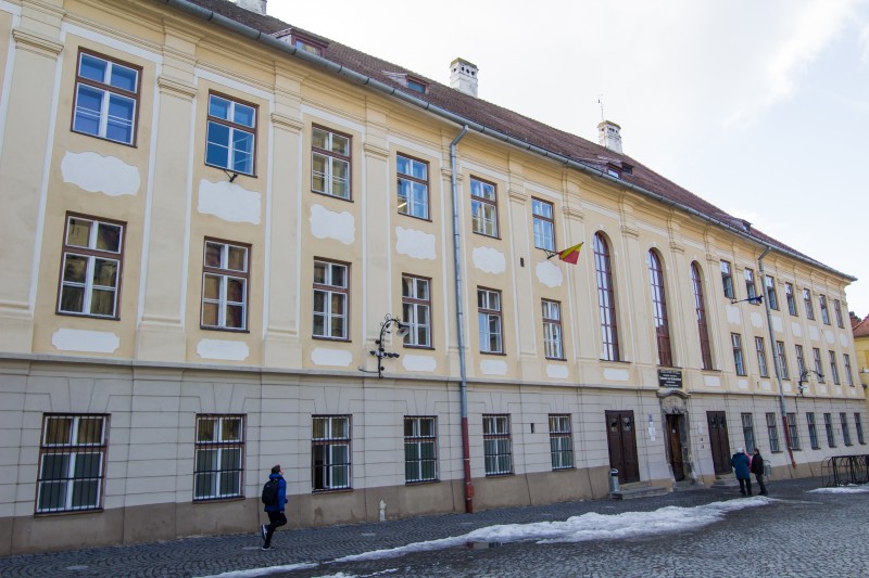 Treaba merge ceas, ca la sași. A venit rândul Colegiului Brukenthal  