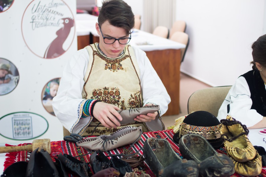 27 de sibieni la Olimpiada „Meșteșuguri artistice tradiționale”, faza națională